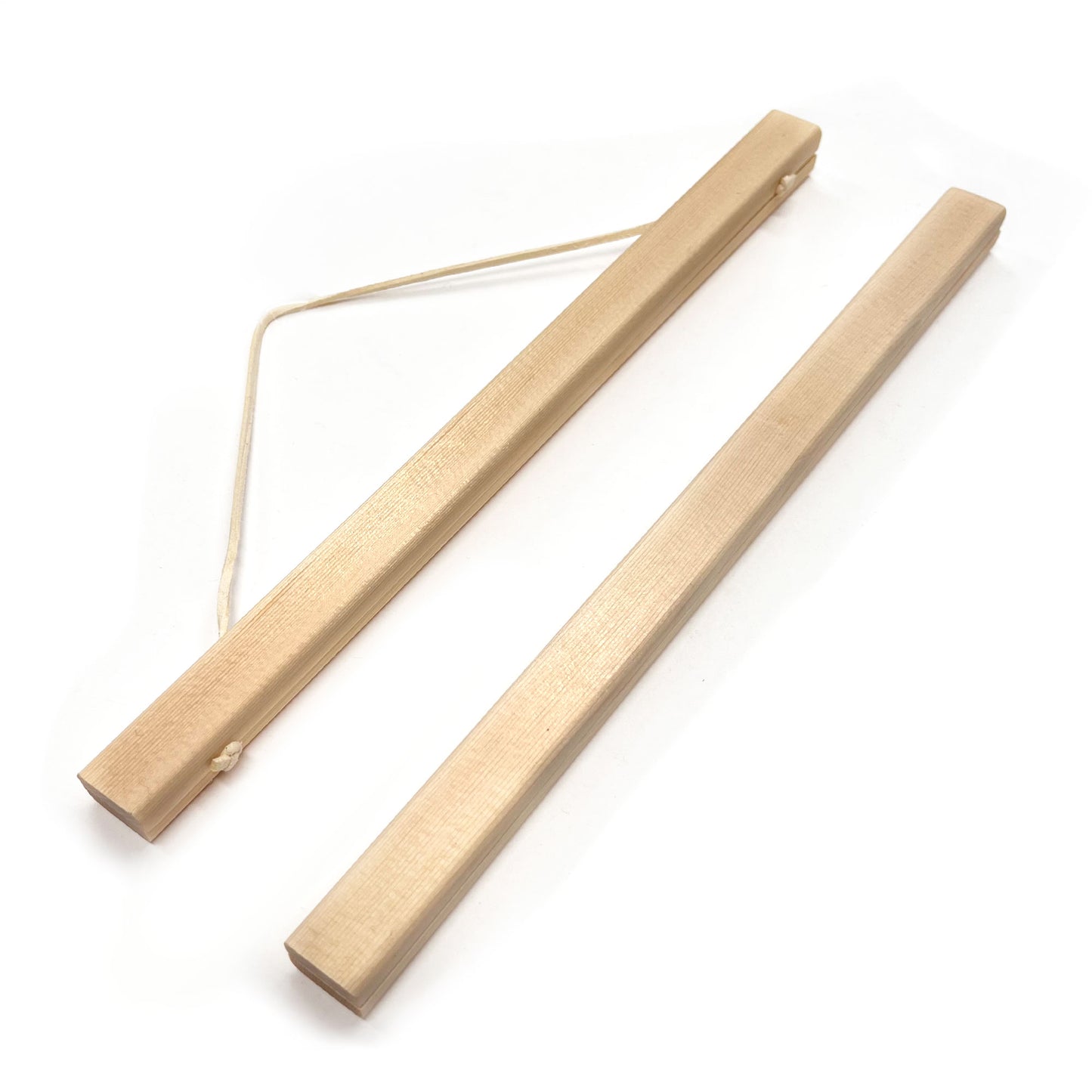 Bilderleisten aus Holz, mit Aufhängeschnur und Magnetbefestigung - Kiefer