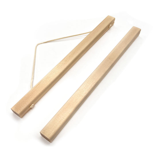 Bilderleisten aus Holz, mit Aufhängeschnur und Magnetbefestigung - Kiefer